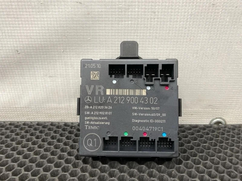 Блок двери Mercedes-Benz E-Class 2011 2129004302 W212 271.860 1.8, передний правый