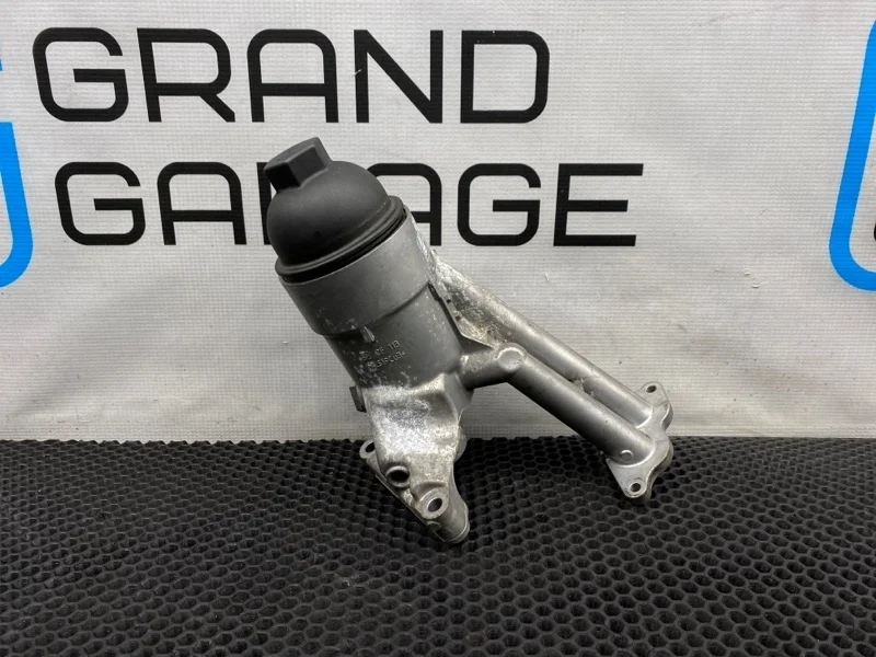 Корпус масляного фильтра Volkswagen Touareg 2007 079115401M 7L6 BAR 4.2