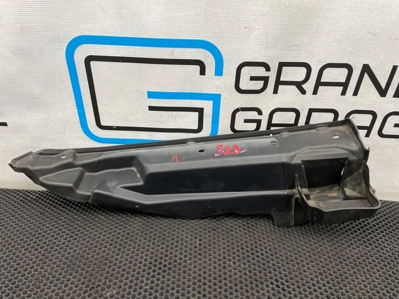 Жабо Bmw X5 2014 64319245595 F15 N57D30 3.0, левое