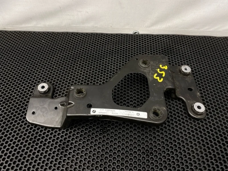 Кронштейн пневмокомпрессора Bmw X6 2010 37206789938 E71 N55B30A 3.0