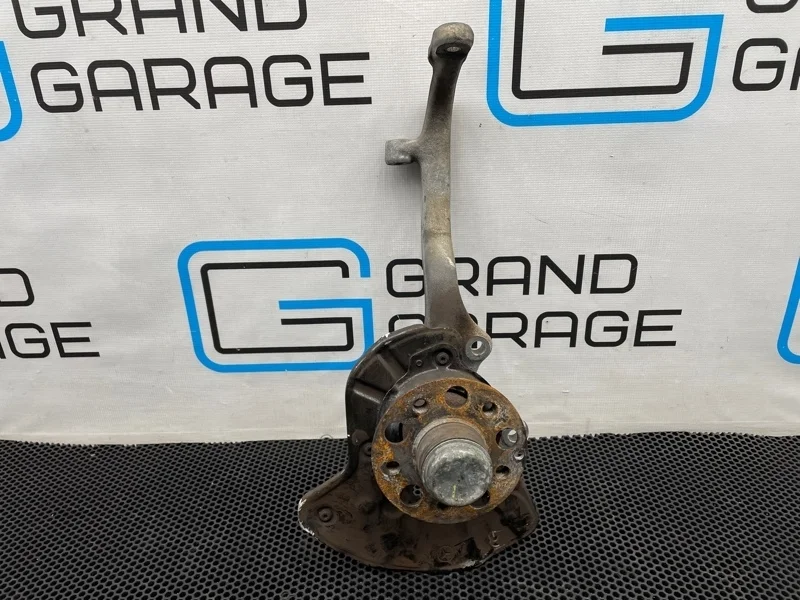 Кулак Mercedes-Benz S-Class 2009 2213324501 W221 272.965 3.5, передний левый