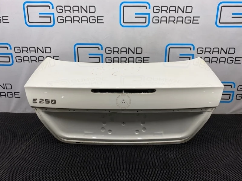 Крышка багажника Mercedes-Benz E-Class 2007 2117500375 W211 272.922 2.5
