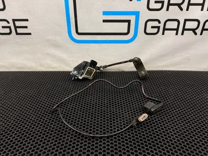 Датчик положения кузова Mercedes-Benz C-Class 2006 2093280040 W203 271.946 1.8, задний