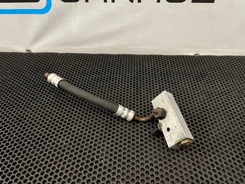 Блок клапанов гидроподвески Mercedes-Benz Cl-Class 2000 2203200051 W215 113.960 5.0