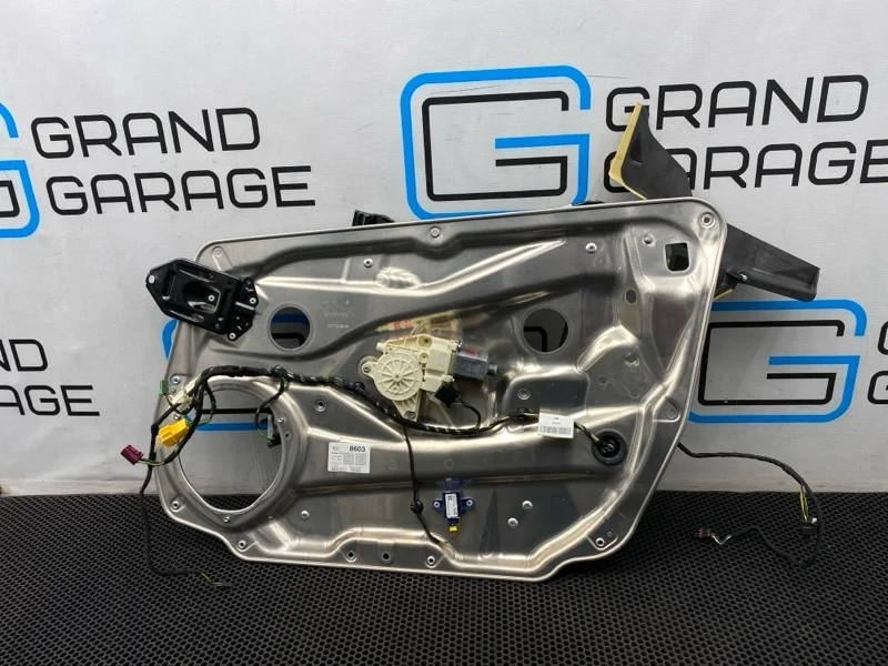 Стеклоподъемник Mercedes-Benz E-Class 2010 A2048200242 W212 271.860 1.8, передний правый