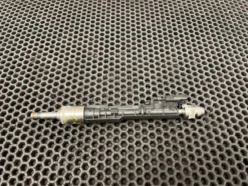 Форсунка топливная Bmw 5-Series 2015 13647639994 F10 N20B20B 2.0