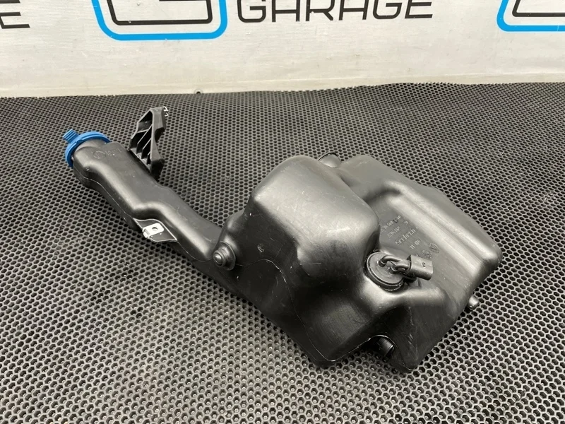 Бачок омывателя Mercedes-Benz E-Class 2009 A2048691320 W212 272.952 3.0