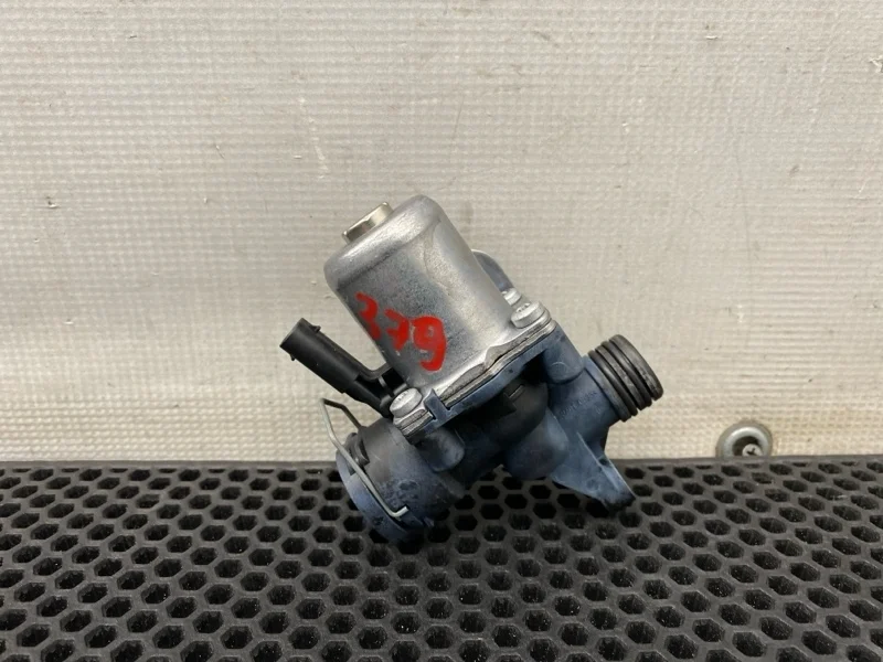 Клапан отопителя Mercedes-Benz E-Class 2009 A2722000031 W212 272.952 3.0