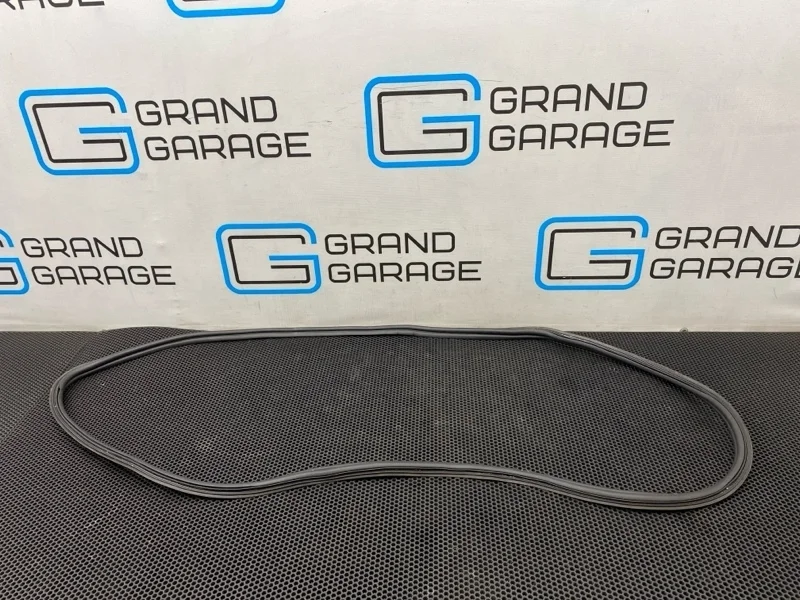 Уплотнитель багажника Mercedes-Benz E-Class 2009 A2127500198 W212 272.952 3.0