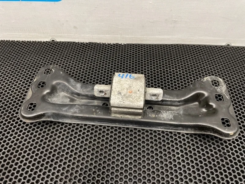 Кронштейн АКПП Mercedes-Benz E-Class 2006 A2112420901 W211 272.964 3.5