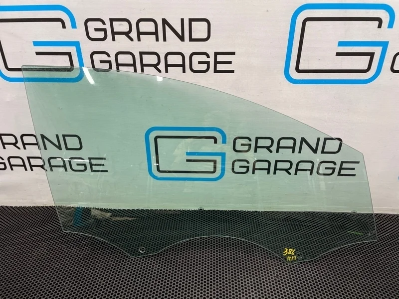 Стекло Audi Q7 2009 4L0845202 4LB BAR 4.2, переднее правое