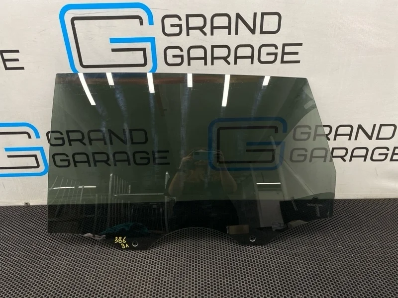 Стекло Audi Q7 2009 4L0845205A 4LB BAR 4.2, заднее левое