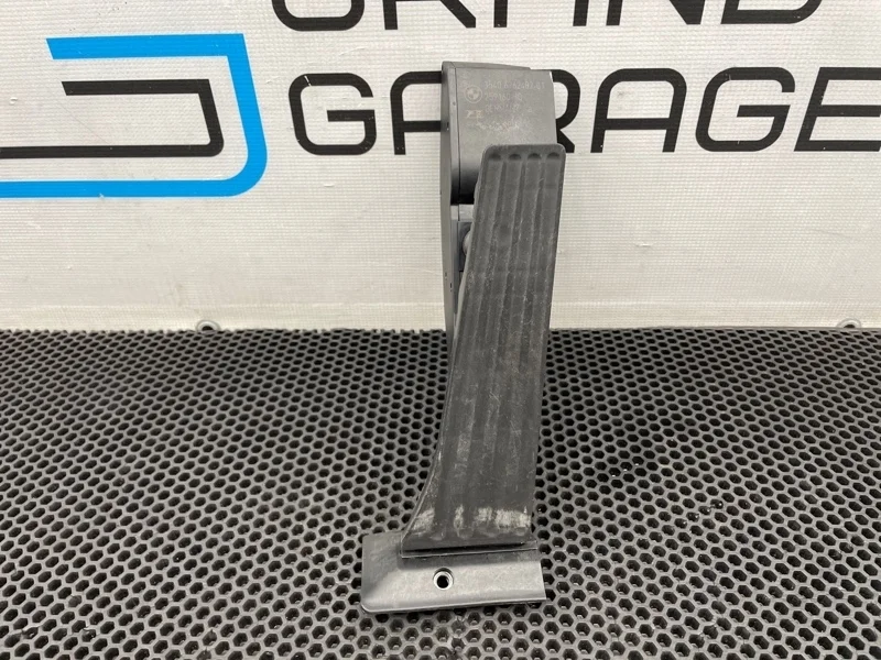 Педаль газа Land Rover Range Rover 2003 SAB000071MVM L322 M62B44 4.4