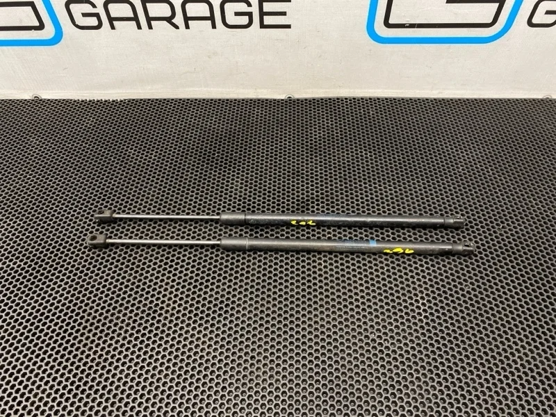 Амортизаторы капота Mercedes-Benz E-Class 2012 A2129800064 W212 276.952 3.5