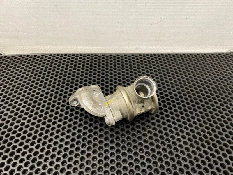 Клапан EGR Audi Q7 2009 079131101H 4LB BAR 4.2