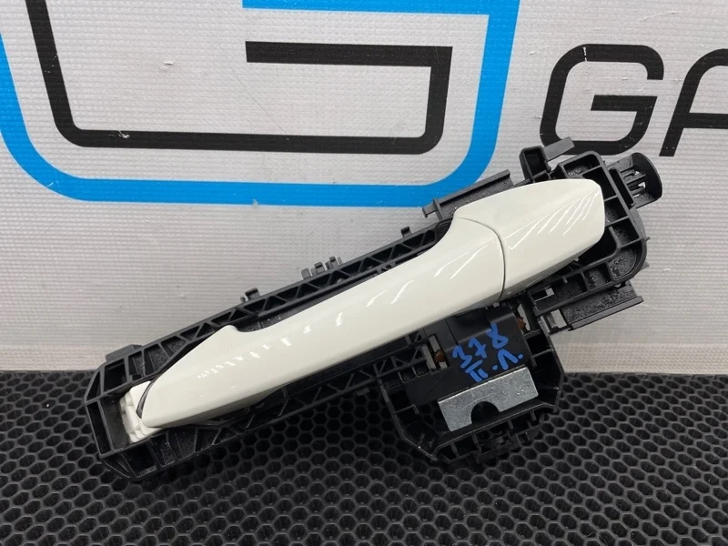 Ручка двери наружная Mercedes-Benz C-Class 2011 A2047602534 W204 271.860 1.8, передняя левая