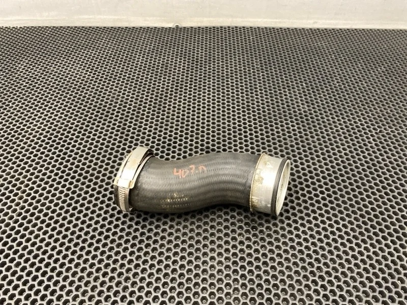 Патрубок интеркулера Audi Q7 2006 7L6145708H 4LB BUG TDI 3.0, правый