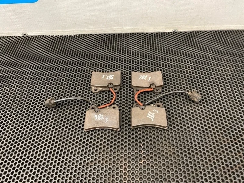 Колодки тормозные Volkswagen Touareg 2007 7L6698451B 7L6 BHK 3.6, задние