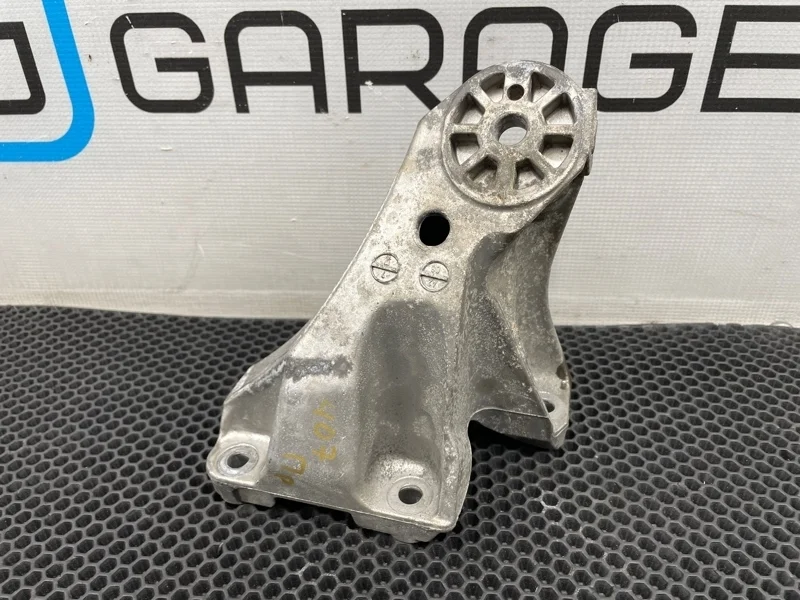 Кронштейн двигателя Audi Q7 2006 7L6199308D 4LB BUG TDI 3.0, правый