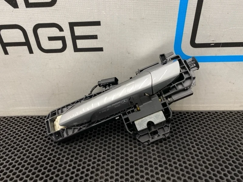 Ручка двери наружная Mercedes-Benz E-Class 2009 A2127600334 W212 272.952 3.0, левая