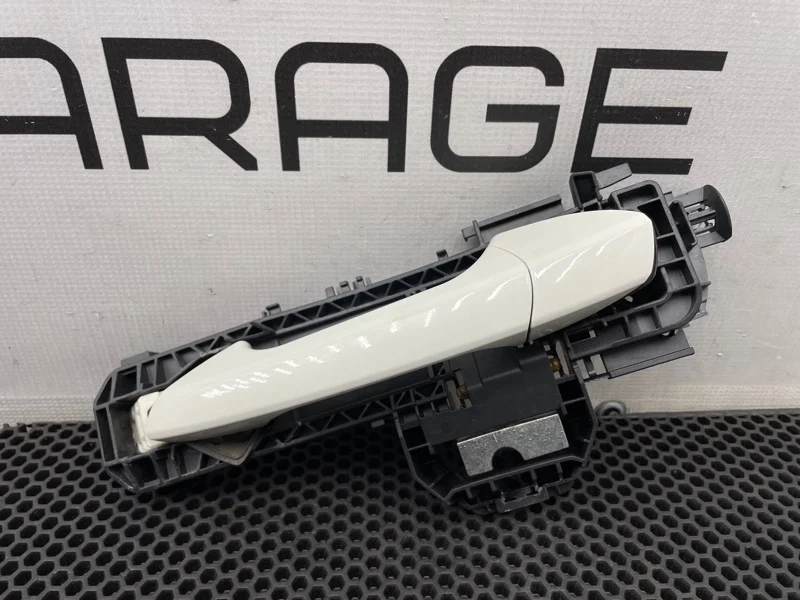 Ручка двери наружная Mercedes-Benz C-Class 2011 A2047602534 W204 271.860 1.8, передняя левая