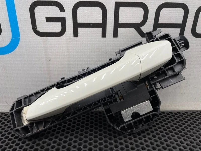 Ручка двери наружная Mercedes-Benz C-Class 2011 A2047602134 W204 271.860 1.8, задняя левая