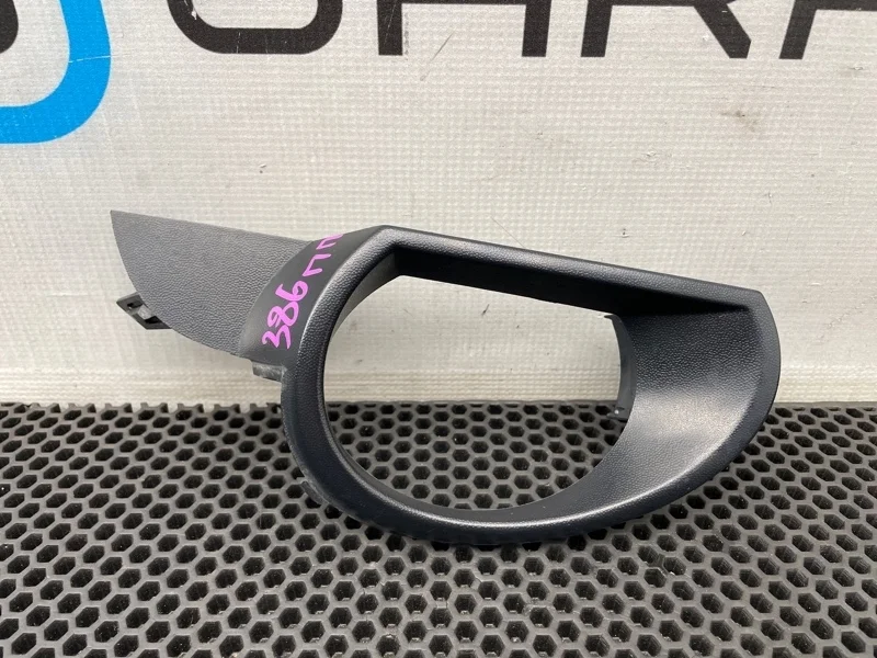 Накладка фары Audi Q7 2009 4L0807490 4LB BAR 4.2, передняя