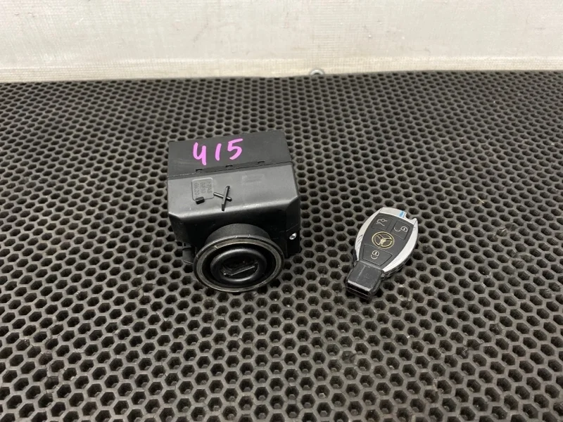 Замок зажигания Mercedes-Benz Cls-Class 2009 A2115452308 W219 642.920 3.0