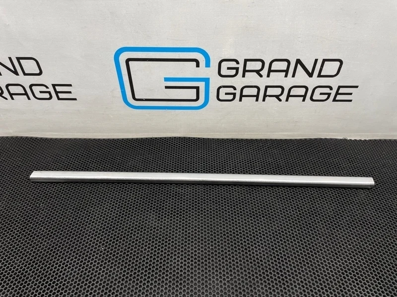 Молдинг стекла Ford Mondeo 2008 1786403 CA2 C20DD0X 2.0, передний левый