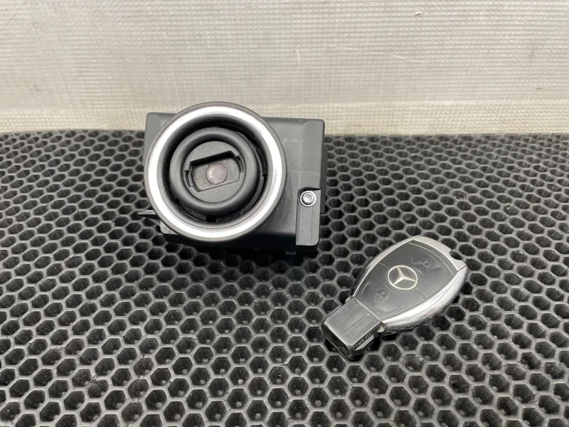 Замок зажигания Mercedes-Benz E-Class 2008 A2115453108 W211 642.920 3.0