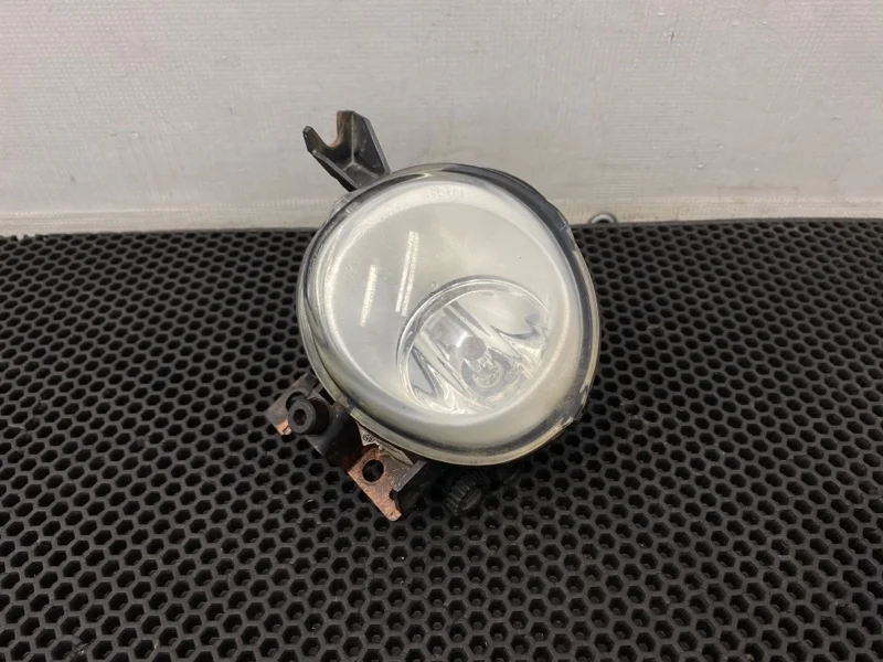 Фара противотуманная Volkswagen Touareg 2006 7L6941699E 7LA BKS 3.0, левая