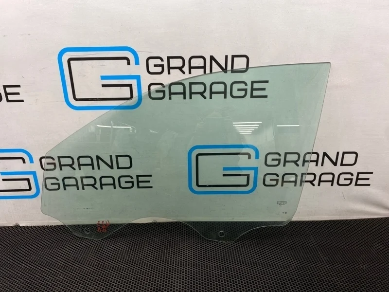 Стекло Volkswagen Touareg 2006 7L0845201F 7LA BKS 3.0, переднее левое