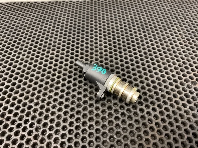 Клапан электромагнитный Bmw 5-Series 2014 11417622768 F10 N20B20B 2.0