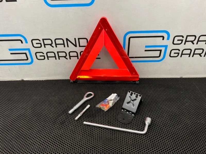 Набор инструментов Mercedes-Benz E-Class 2006 A2118900397 W211 272.964 3.5