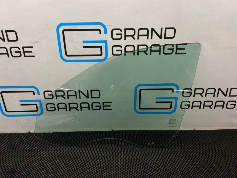 Стекло Mercedes-Benz E-Class 2007 A2117250110 W211 642.920 3.0, переднее левое