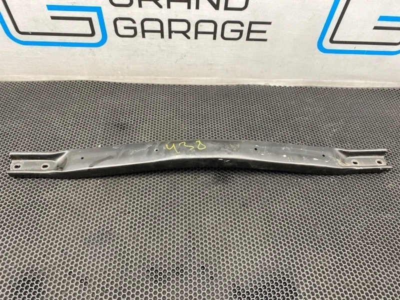 Распорка стоек Bmw X5 2008 51717228081 E70 N52B30A 3.0