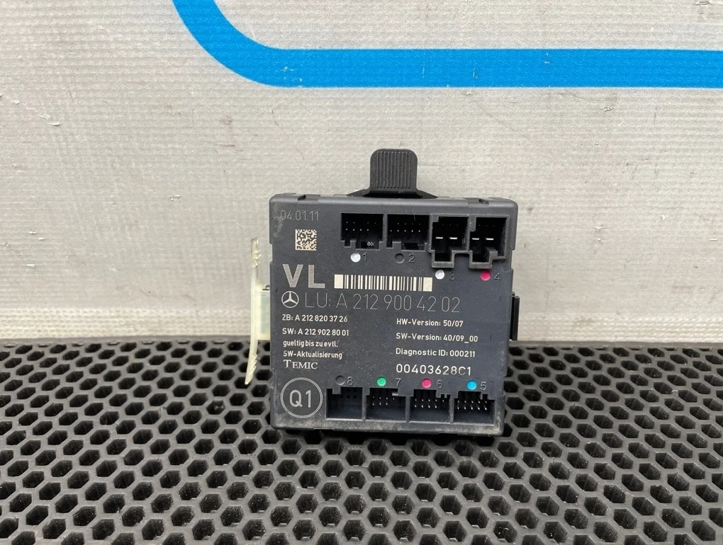 Блок двери Mercedes-Benz E-Class 2011 A2129004402 C207 271.860 1.8, левый