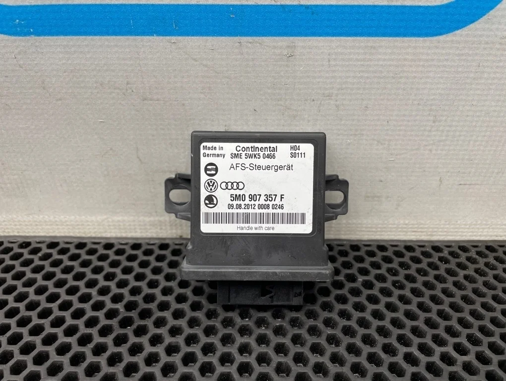 Блок электронный Volkswagen Passat Cc 2013 5M0907357F B6 CDAA 1.8