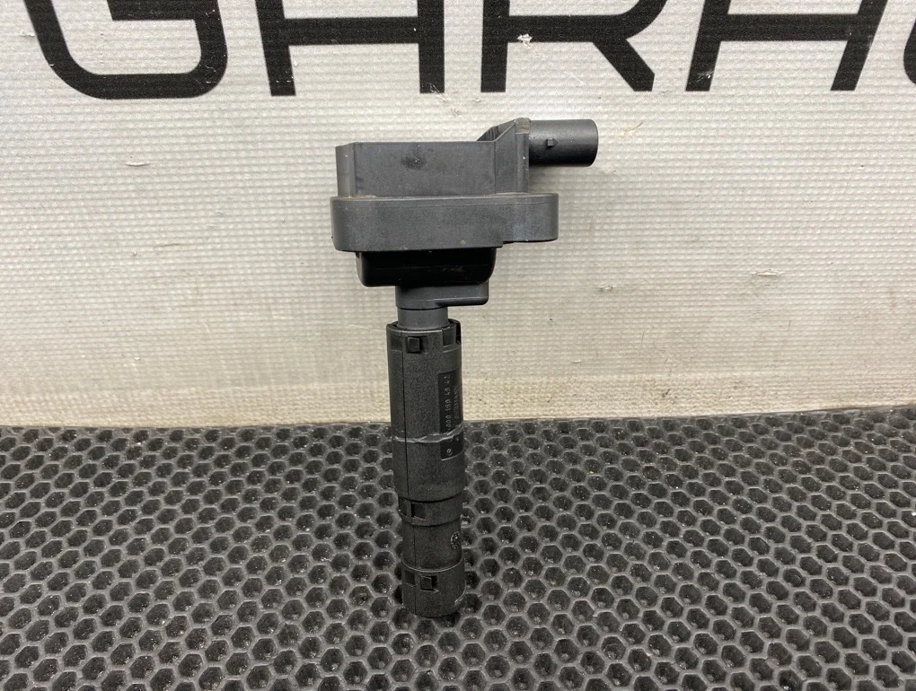 Катушка зажигания Mercedes-Benz E-Class 2011 A0001502580 C207 271.860 1.8