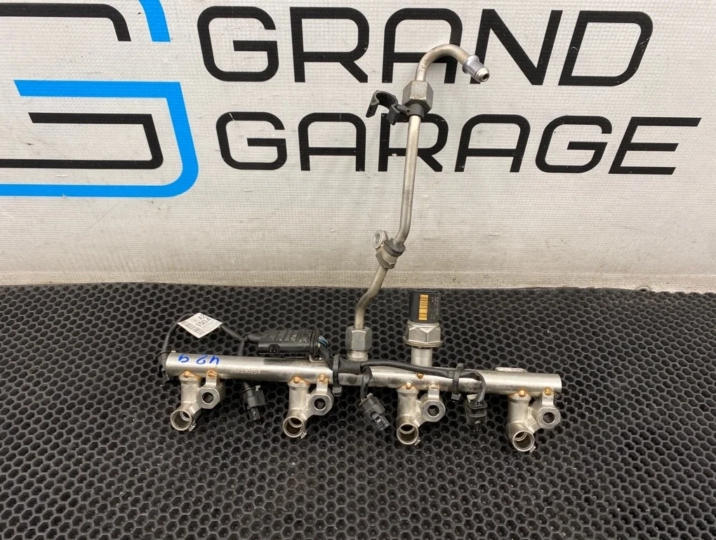 Рампа топливная Mercedes-Benz E-Class 2011 A2710705595 C207 271.860 1.8