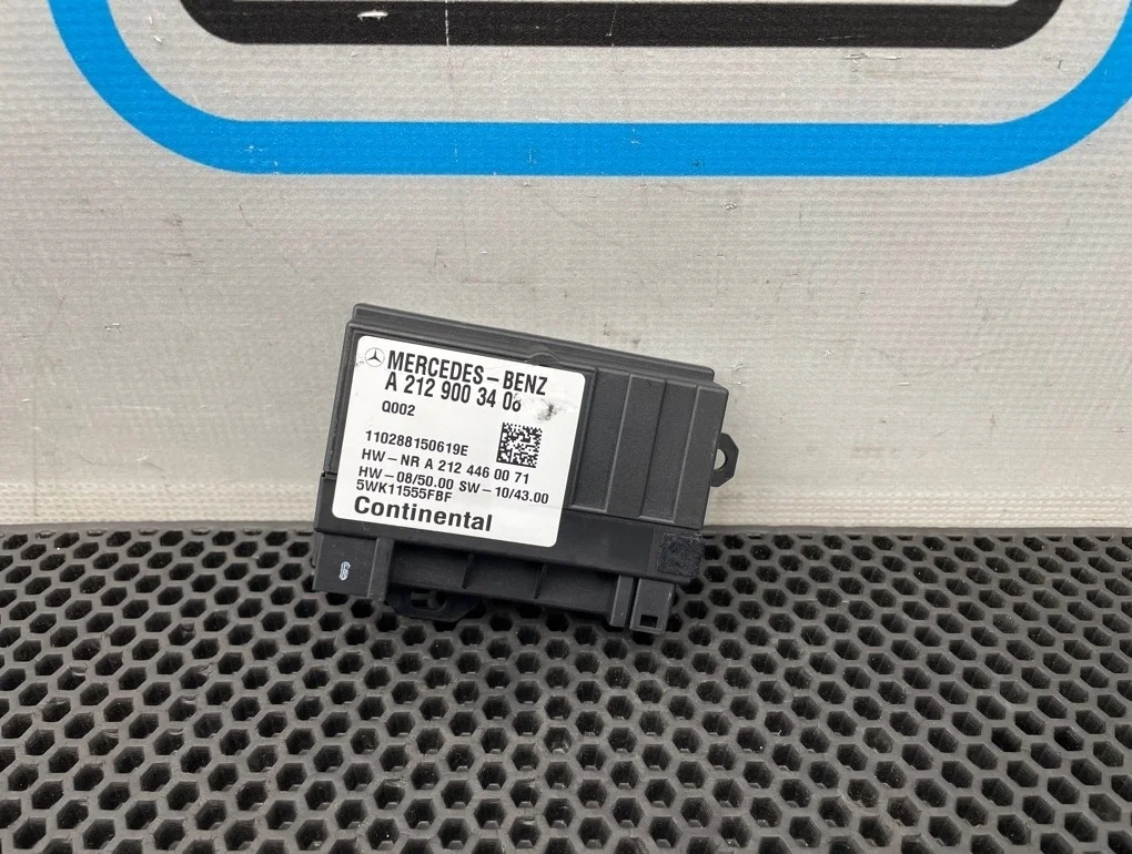 Блок электронный Mercedes-Benz C-Class 2011 A2129003408 W204 271.860 1.8
