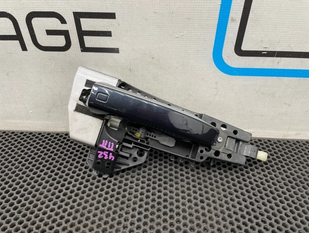 Ручка двери наружная Audi A6 2014 4H2837886 C7 CDNB 2.0, передняя правая