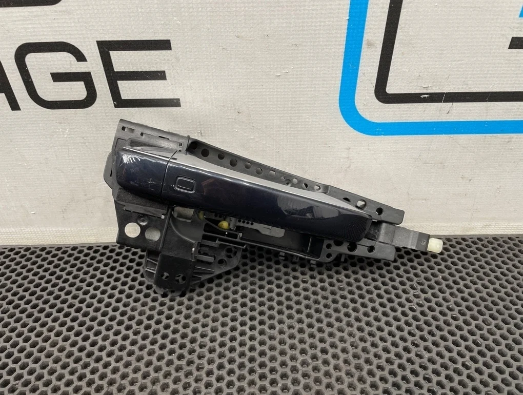 Ручка двери наружная Audi A6 2014 4H0837886 C7 CDNB 2.0, задняя правая
