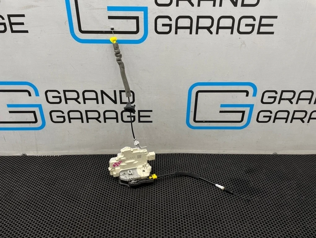 Замок двери Audi A6 2014 4G0839016 C7 CDNB 2.0, задний правый