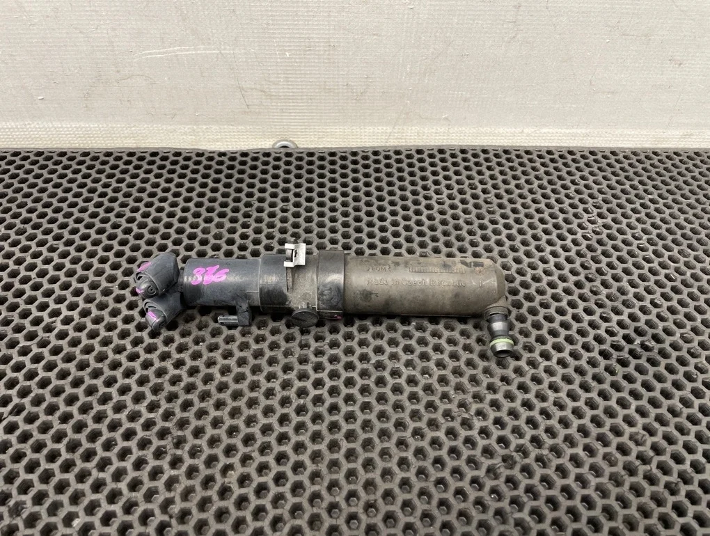 Форсунка омывателя фары Mercedes-Benz S-Class 2007 A2218600147 W221 272.965 3.5, левая