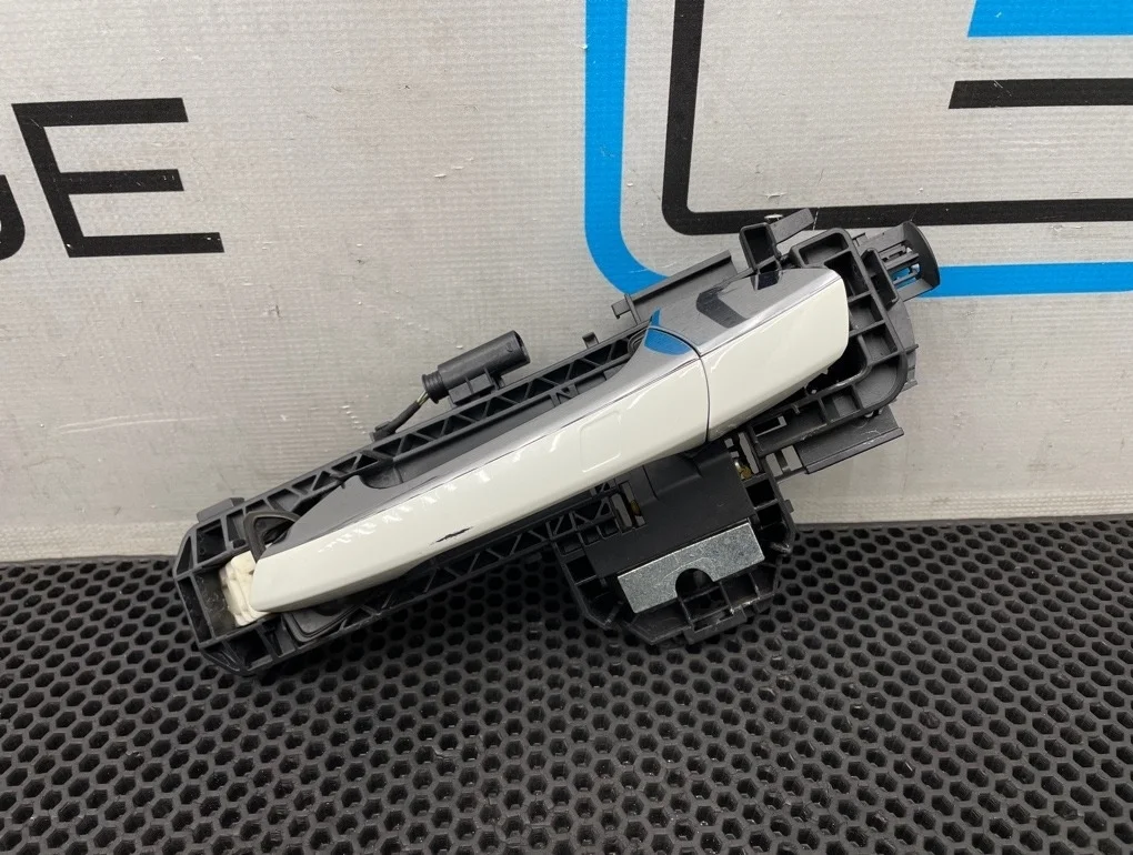 Ручка двери наружная Mercedes-Benz E-Class 2010 A2127600334 W212 272.980 3.5, передняя левая