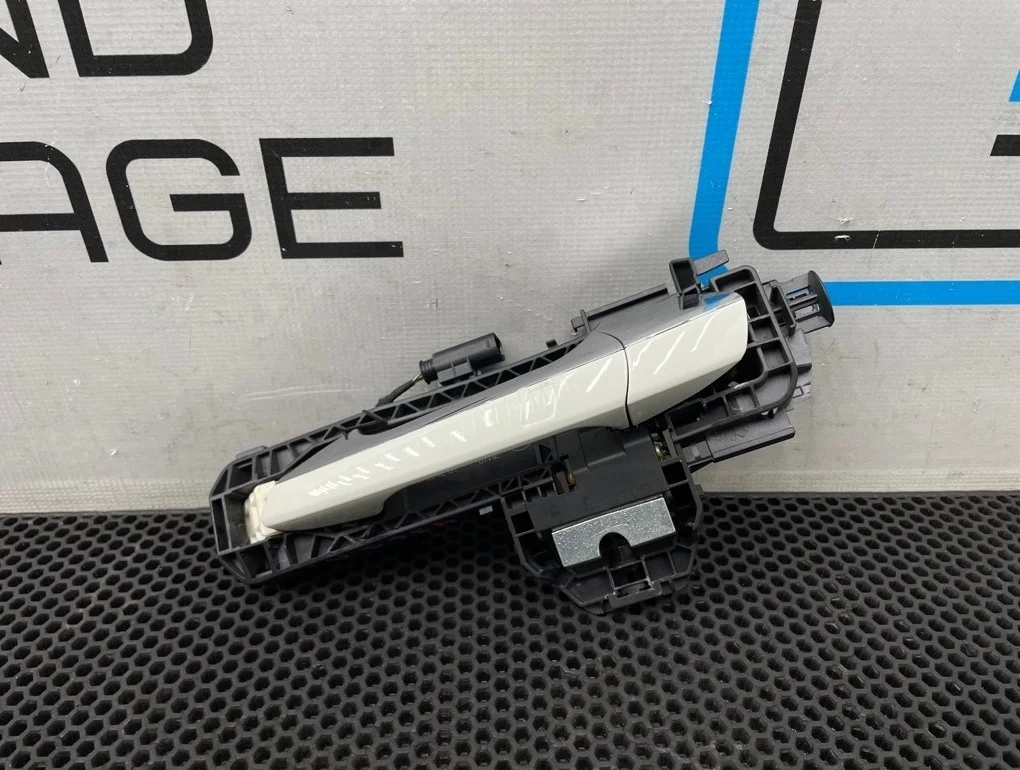 Ручка двери наружная Mercedes-Benz E-Class 2010 A2047600520 W212 272.980 3.5, задняя левая