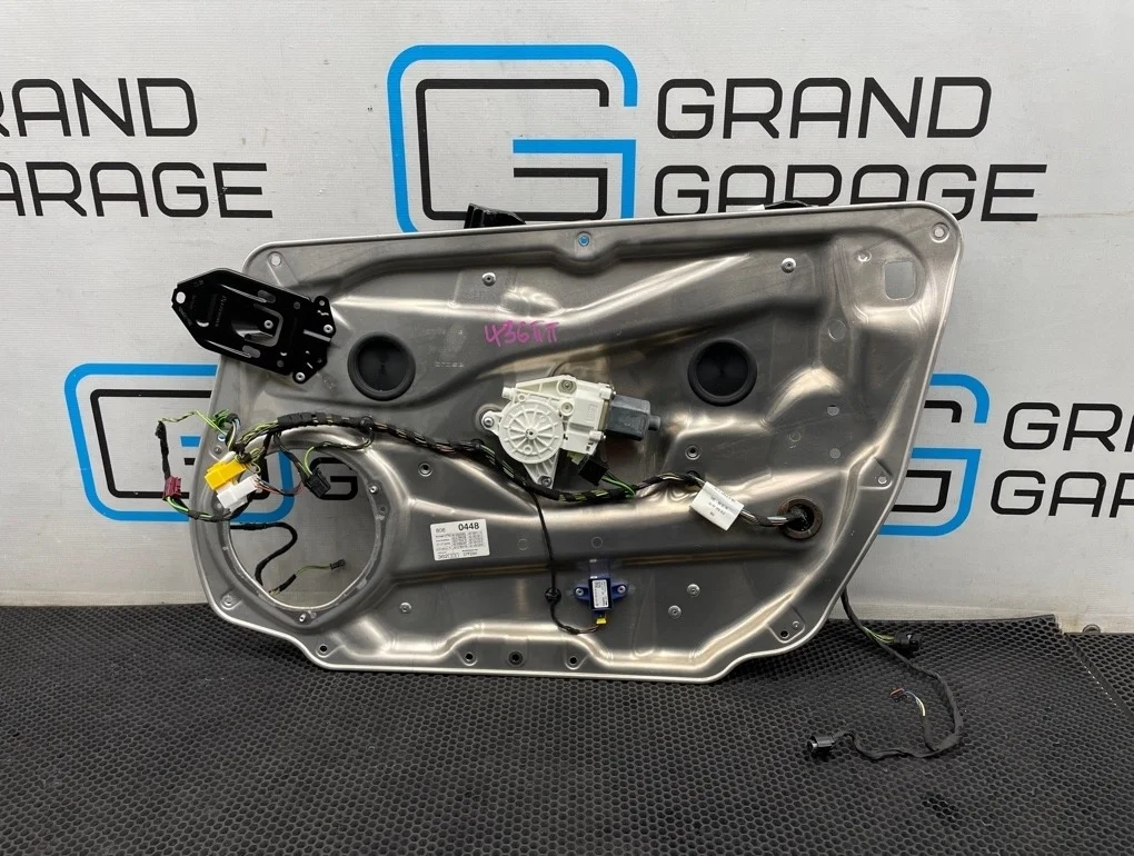 Стеклоподъемник Mercedes-Benz E-Class 2010 A2048200242 W212 272.980 3.5, передний правый