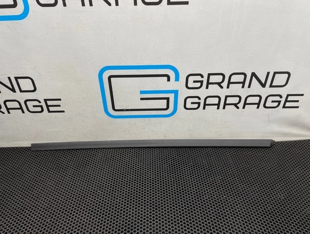 Уплотнитель стекла Mercedes-Benz Cl-Class 2003 A2157250165 W215 113.960 5.0, передний левый