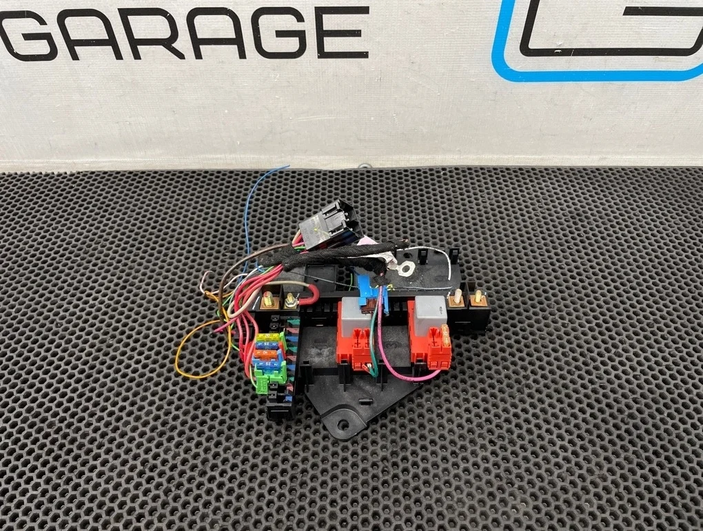 Блок предохранителей Mercedes-Benz Ml-Class 2001 A1635450405 W163 112.942 3.2, передний правый